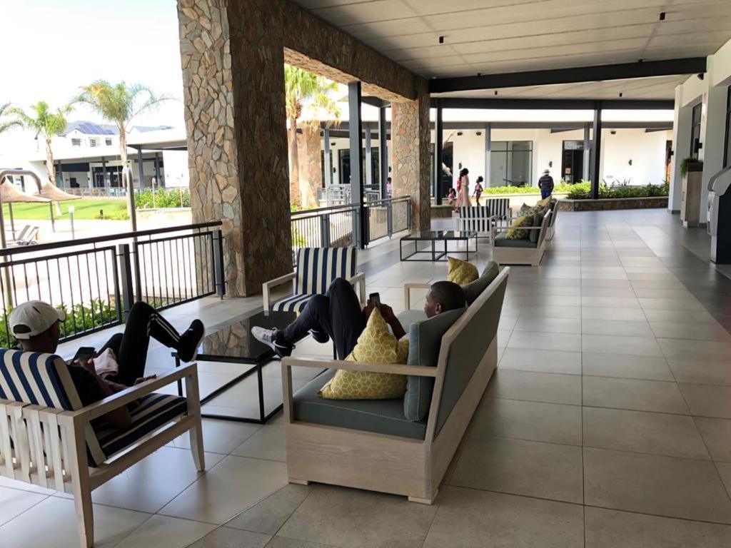 The Blyde Crystal Lagoon Riverwalk Estate Pretoria-Noord エクステリア 写真