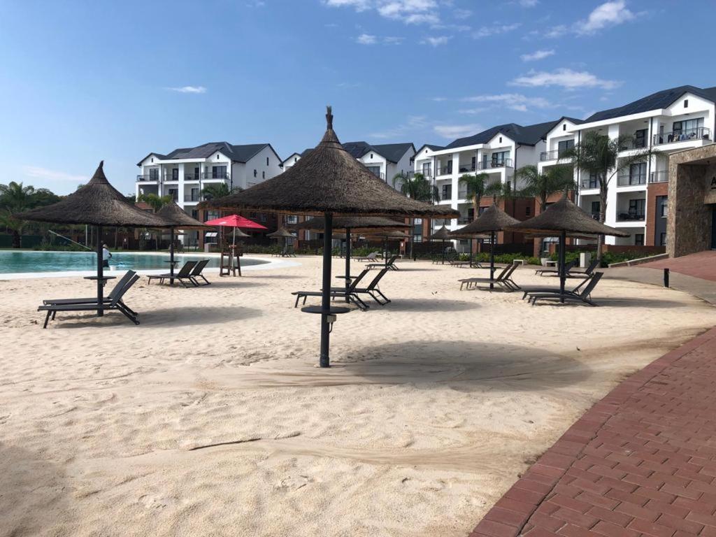 The Blyde Crystal Lagoon Riverwalk Estate Pretoria-Noord エクステリア 写真
