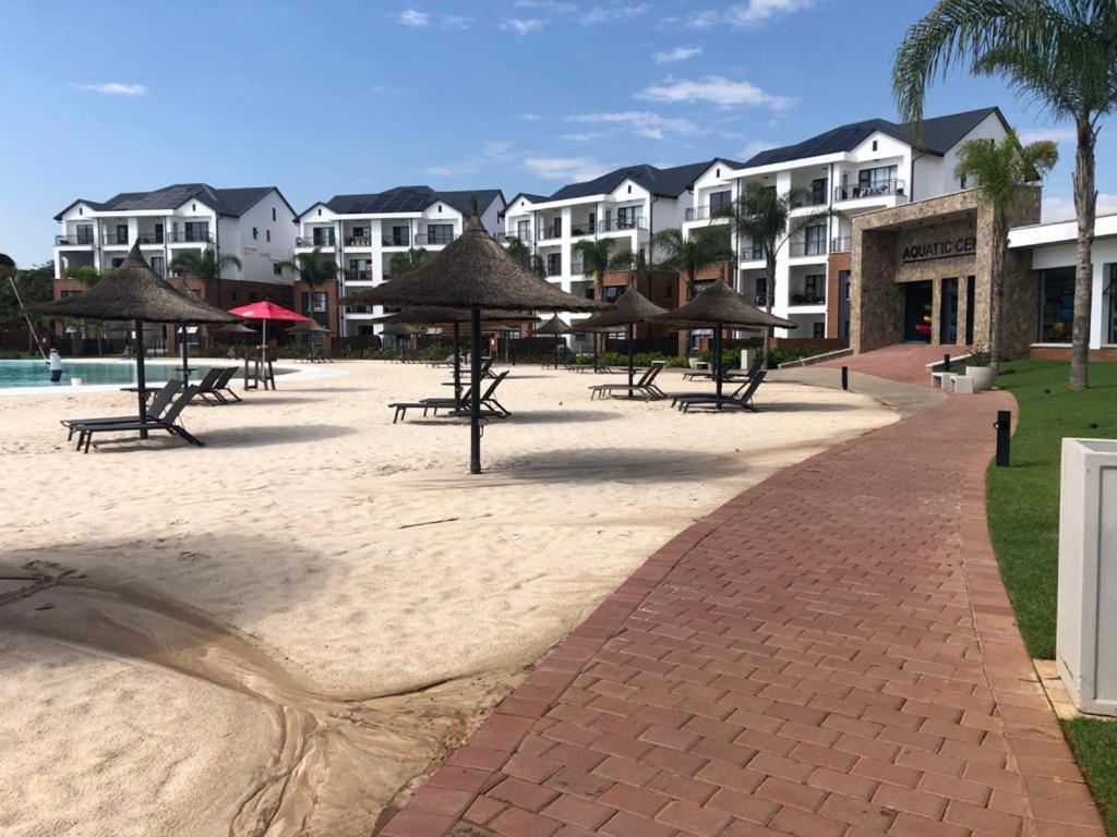 The Blyde Crystal Lagoon Riverwalk Estate Pretoria-Noord エクステリア 写真