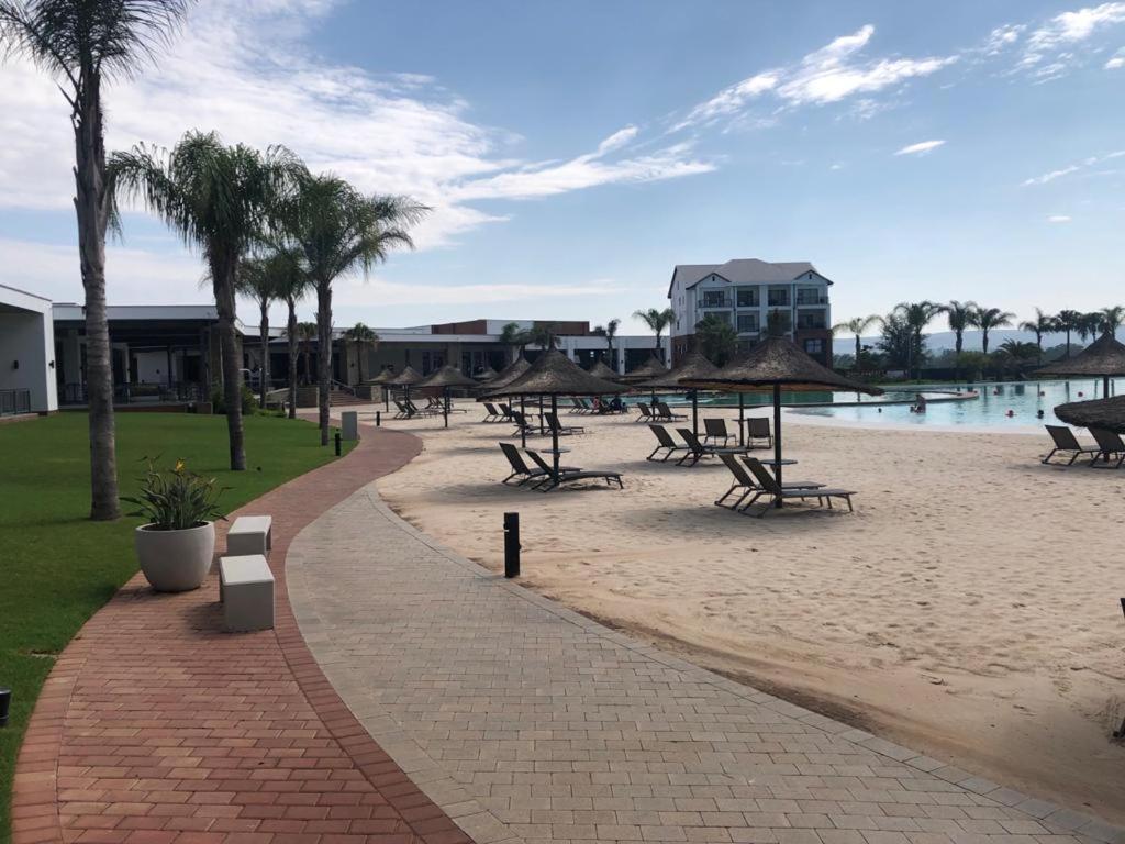 The Blyde Crystal Lagoon Riverwalk Estate Pretoria-Noord エクステリア 写真