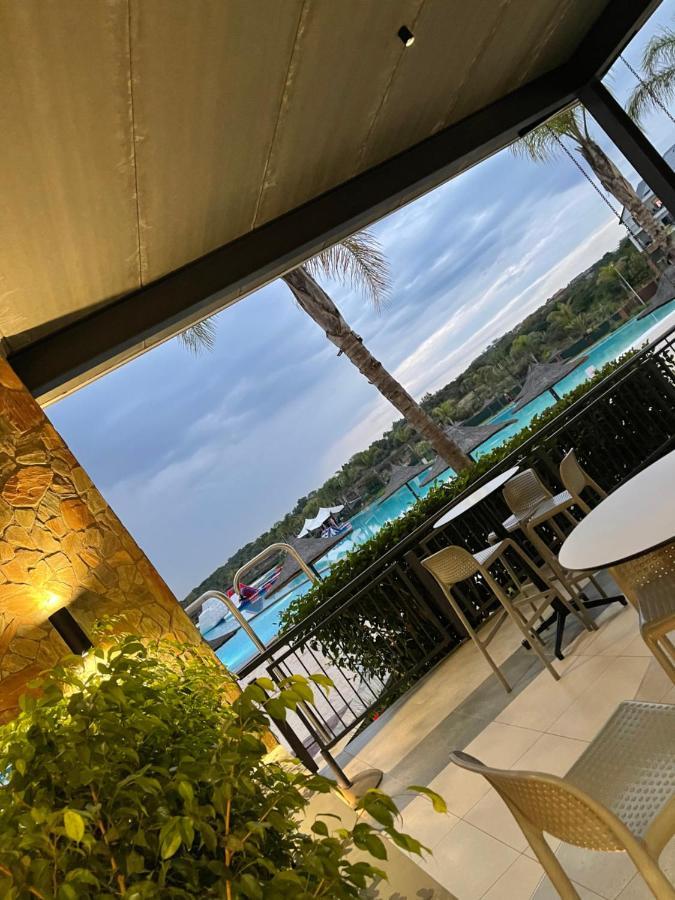 The Blyde Crystal Lagoon Riverwalk Estate Pretoria-Noord エクステリア 写真