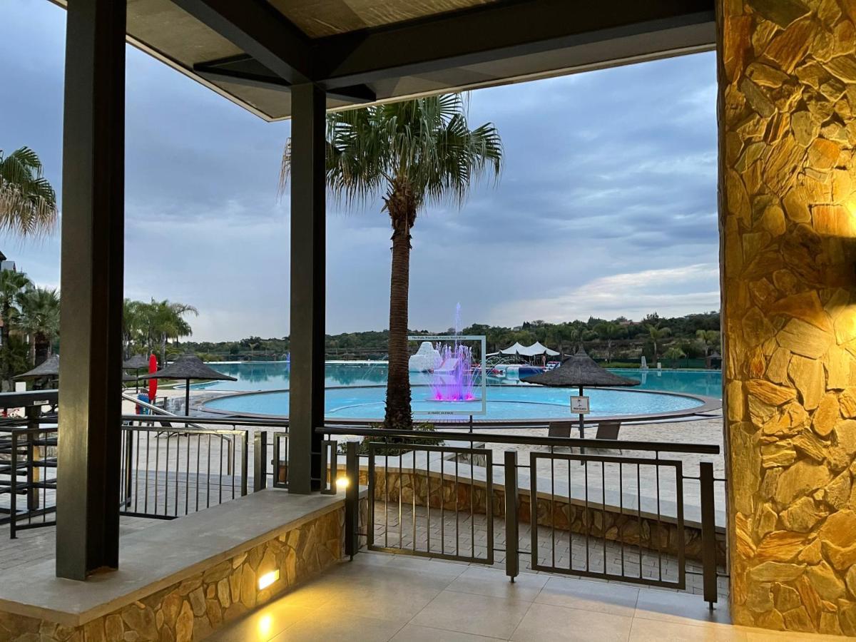 The Blyde Crystal Lagoon Riverwalk Estate Pretoria-Noord エクステリア 写真